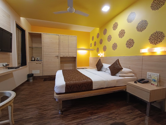 Best-Budget-Hotel-Rajhans-Chembur-near-Chembur-Station