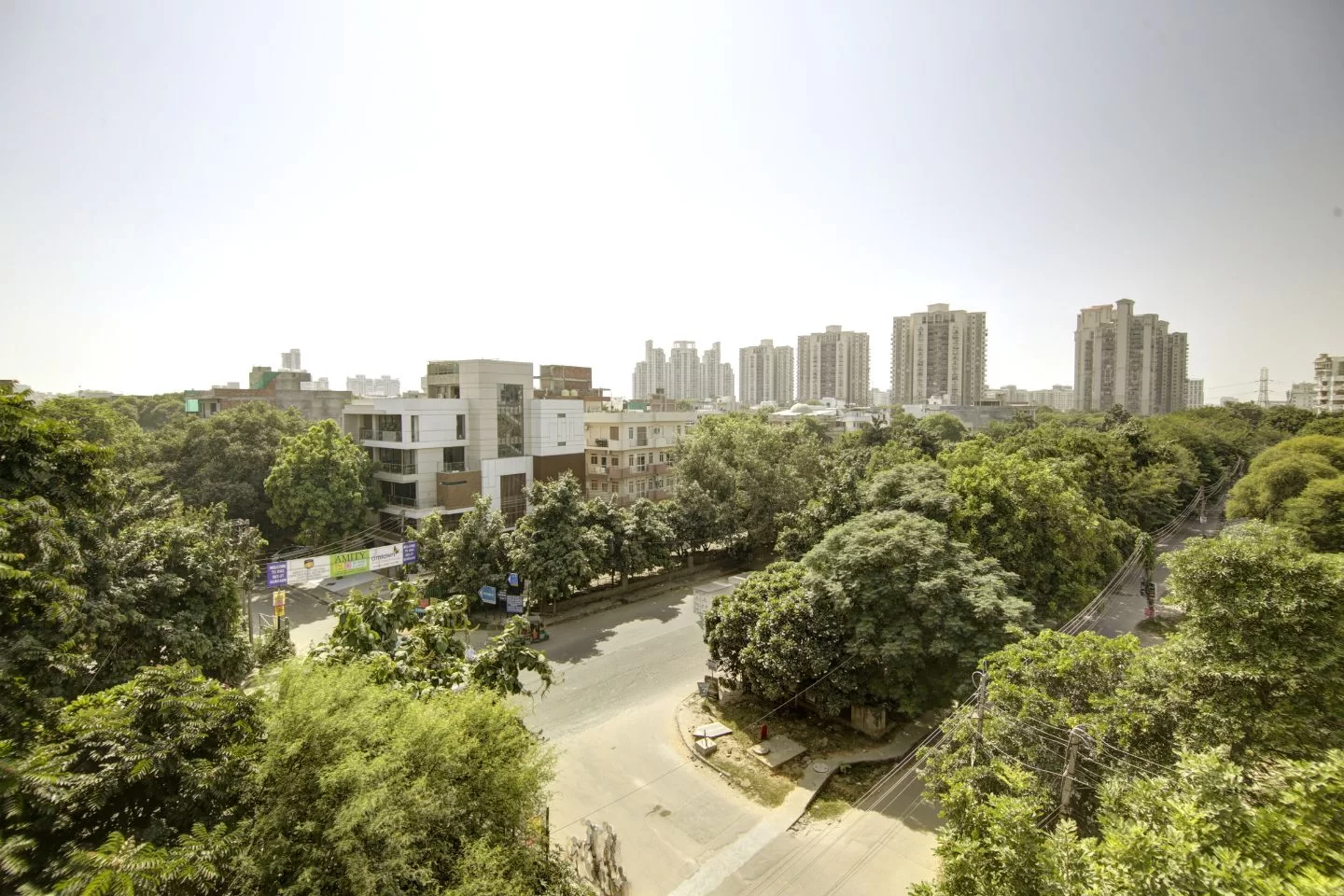 outer-view-of-Saltstayz-corporate-suite