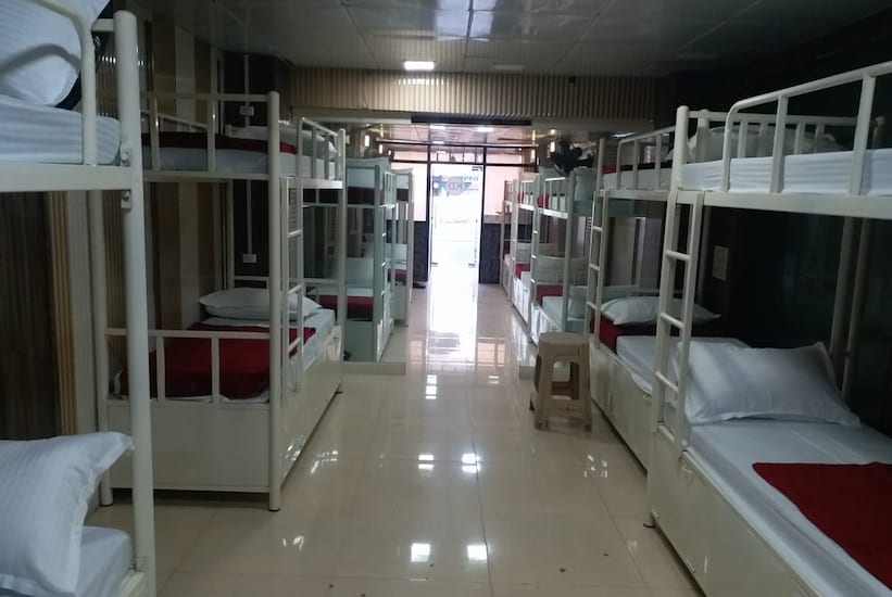 Kurla-Dormitory-Bunk-bed--for-male
